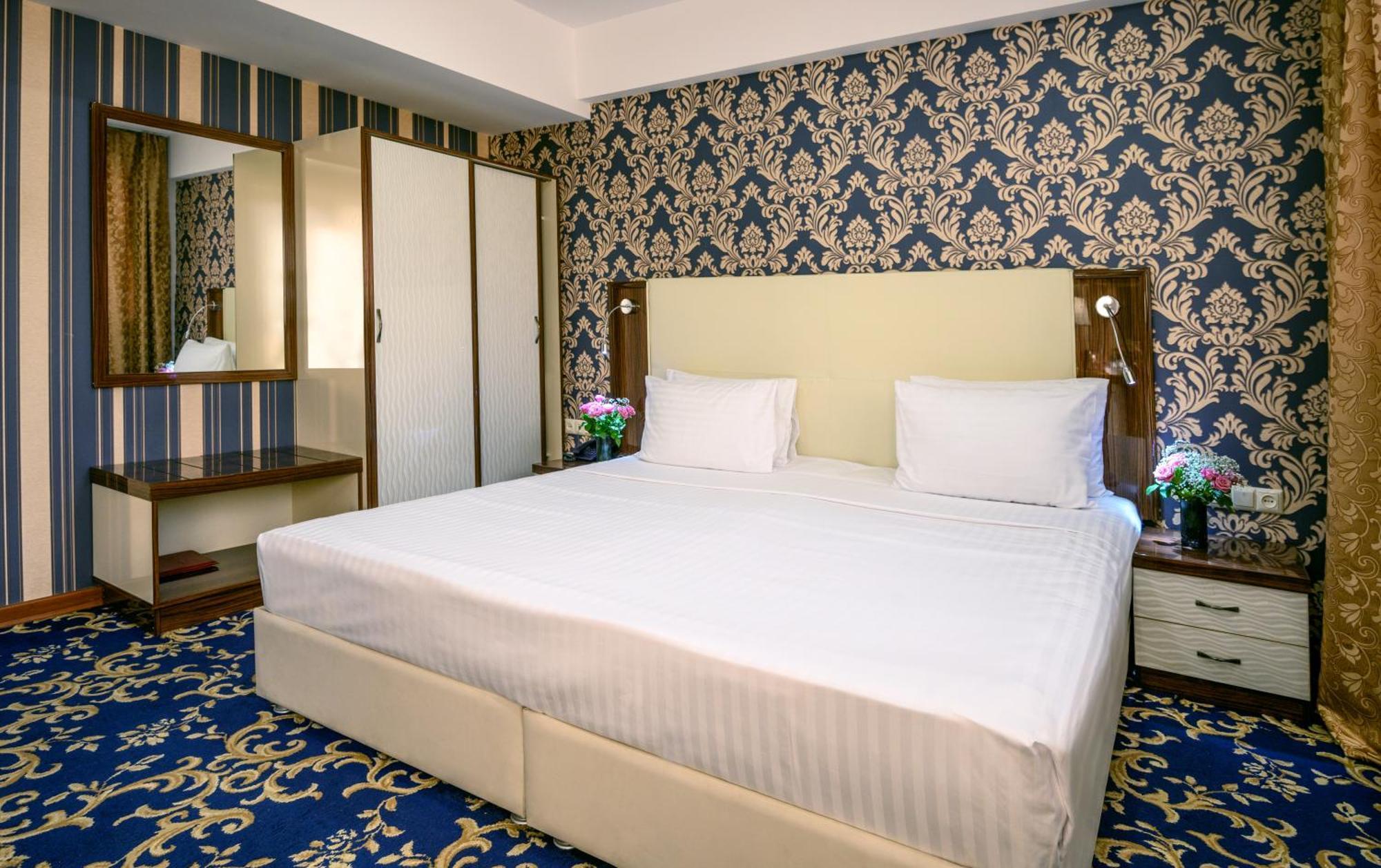 Royal Plaza By Stellar Hotels, Jerevan Eksteriør billede